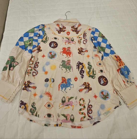 Colorful Patterned Button-Up Shirt - Picture 5 of 10